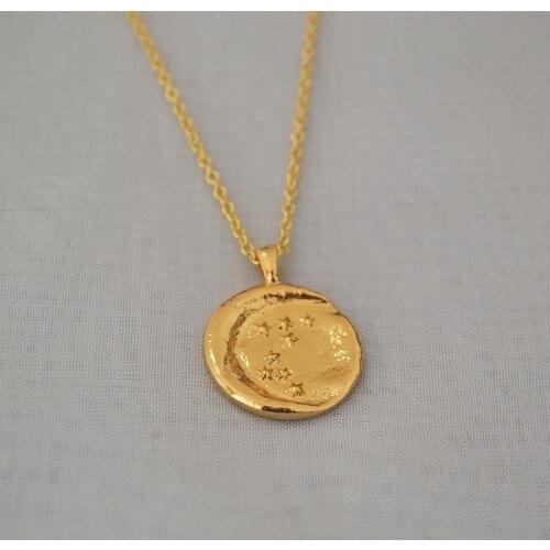 European and American retro star moon gold coin round card pendant short necklace clavicle chain temperament woman necklace