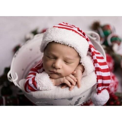 A Set Christmas Gift Photo Shoot Props Newborn Baby Hat and Romper Infant Outfits Photography Accessories