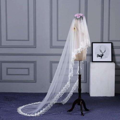 New One Layer 3 Meters Bling Lace Edge Luxury Cathedral Long Wedding Veils Ivory Bridal Veil