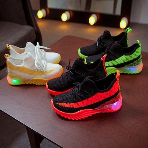 Kids 2021 Autumn summer LED light shoes running shoes Boys and girls breathable fish-scale Sports shoes coconut sneakers SH19063