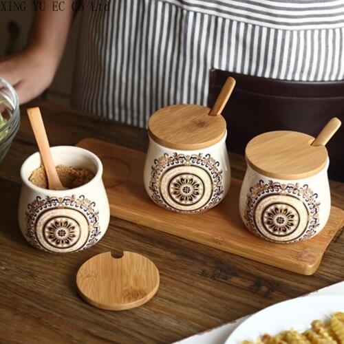 European Style Creative Salt Shaker Sugar Bowl Ceramic Seasoning Seasoning Jar Box Kitchen Storage Jar Moisture-proof with Lid