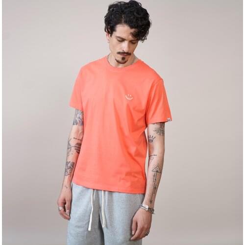 SIMWOOD 2021 Summer New Smile Embroidery Unisex Men Women T-shirts Comfortable 100% Cotton Breathable Tops Couple Matching