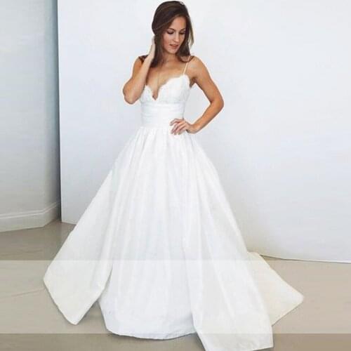 Princess Spaghetti Straps A Line Wedding Dresses New Satin Custom Made White Ivory Bridal Gown High Quality Satin Lace Sexy Roma