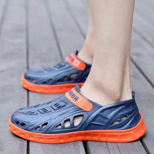 ZEEKSON Summer PVC Soles Mens Sandals Seaside Beach Play Non-slip Hole Sandals Outdoor Breathable Non-slip Slippers Men