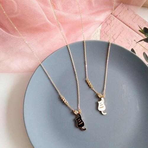Lovely Girl Black White Enamel Cat Pendant Necklaces for Women Rhinestone Star Gold Chain Necklace Birthday Gift Party Jewelry