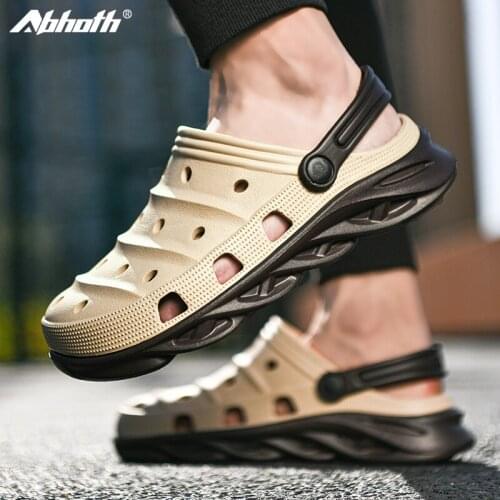 Abhoth Men Sandals Breathable Light Casual Shoes Soft Flat EVA Blade Sole Sandals Non-slip Elasticity Garden Mens Shoes Slippers