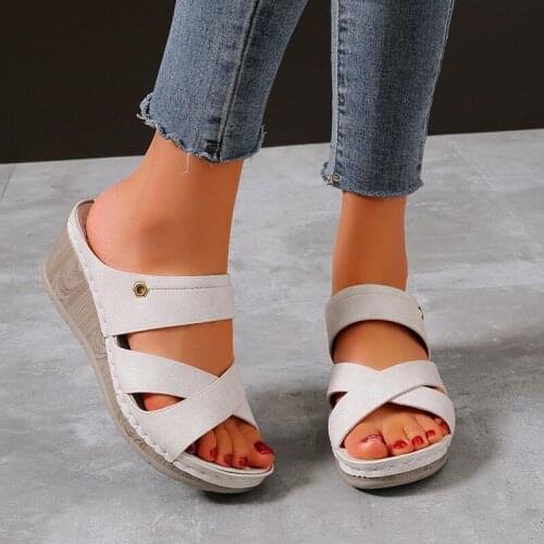 2021 New Style 43 High Quality Summer High Heels Platform Slippers Ladies Wedges Ladies Muller Sandals Women