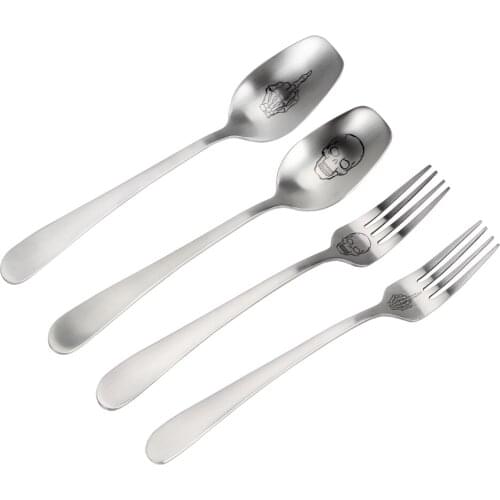 Skeleton Skull Printed Spoon Forks Flatware Kitchen Tools Middle Finger Bones Printed Tableware Dinnerware Stainless Steel