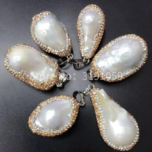 Shiny natural pearl round pendant with a sweet handmade article 10 about 135 grams