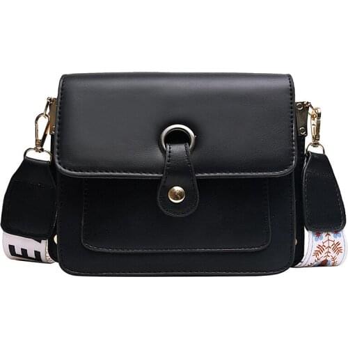 Bag womens bag new fashion wide shoulder belt messenger bag 2021 womens fashion ins retro one shoulder small square bag