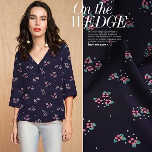 140CM * 50CM Thickness 16 M / M New Spring and Summer Small Floral Digital Printing Comfortable Silk Crepe -De-Chine Fabric