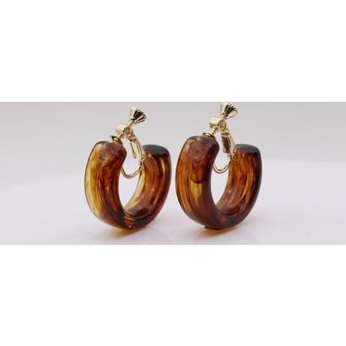 UJBOX Exclusive Classic Top Quality Korean Acrylic Ear Clips on Earrings Women Girls Multicolor Pattern Earless Earrings