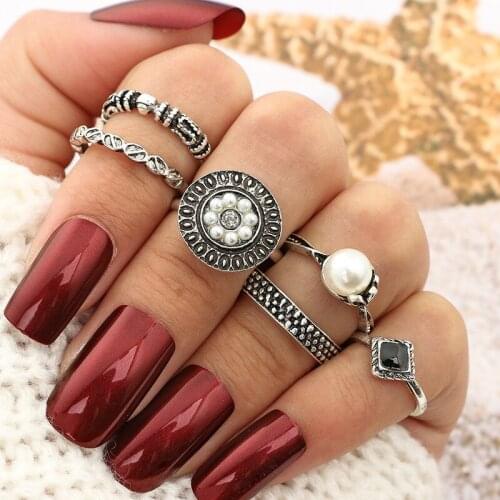 Design 6PCS/SET Exquisite Simulated-pearl Midi Finger Rings Set For Women Creative Ethnic Rings Party Anillos