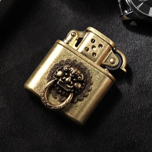 Zorro laojiumen kerosene lighter brass shoushoushou lowen handmade brass creative wind-proof lowen
