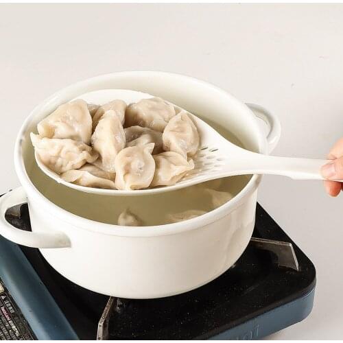 Kitchen Cooking Colander Gadget Portable Handheld Spaghetti Strainer Colander Quail Egg Meatballs Washing Fruits Filter