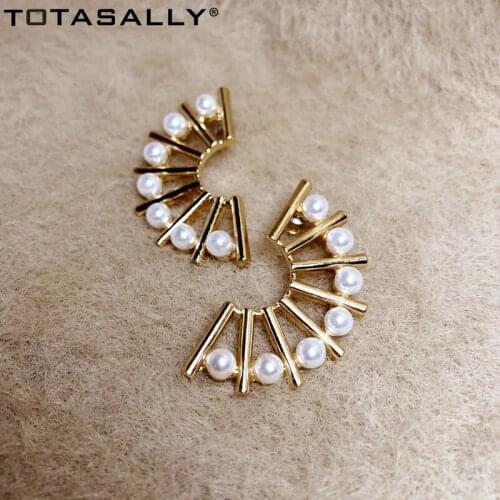 TOTASALLY Fashion Womens Earrings 2020 Simulated Pearl Alloy Sticks Fan Shape Big Stud Earrings Ladies T-Show party Jewelry