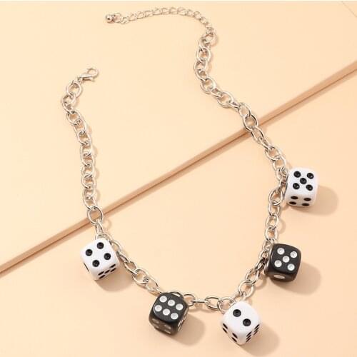 Fashion Exaggerate Funny Black White Dice Pendant Necklaces For Women 2020 Trendy Geometric Statement Chokers Necklace Jewelry