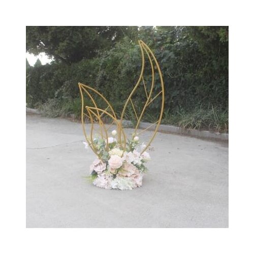 Iron carving flower shamrock flower stage stage Luyin wedding creative ornaments Fengye Luyin prop decoration