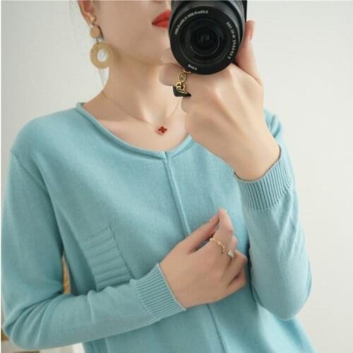 Ladies sweater V-neck long-sleeved sweater Solid color knitted long-sleeved sweater Loose plus size womens top women