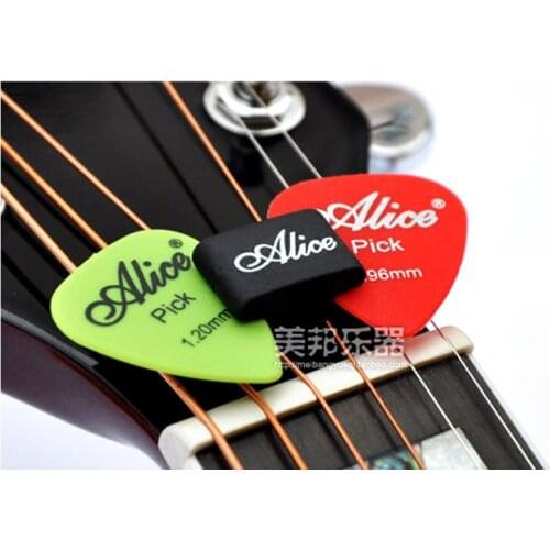 200pcs Alice A010CP Rubber Guitar Strings Picks Pick Holder