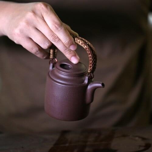 Yishuitang Yixing purple clay teapot household teapot raw ore pure handmade Purple mud cow lid bucket teapot 250ml