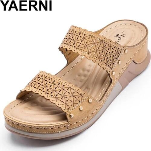 YAERNI Outdoor Woman Slippers Fashion Hollow out Rivet Platform Shoes Women Summer Comfortable Casual Sandals Female