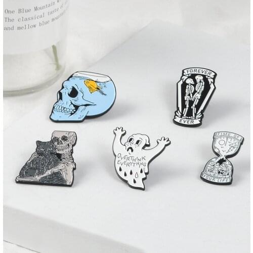 5 styles Skeleton Enamel Pins Skull Coffin Ghost Hourglass Brooches Denim Jeans shirt bag Halloween Gift for friends
