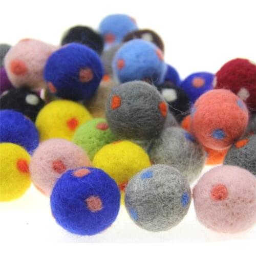 Free Shipping 30pcs 20mm Polka Dots Round Wool Felt Balls Handmade Ornament Accessories Girl Hair Jewelry Christmas Decor