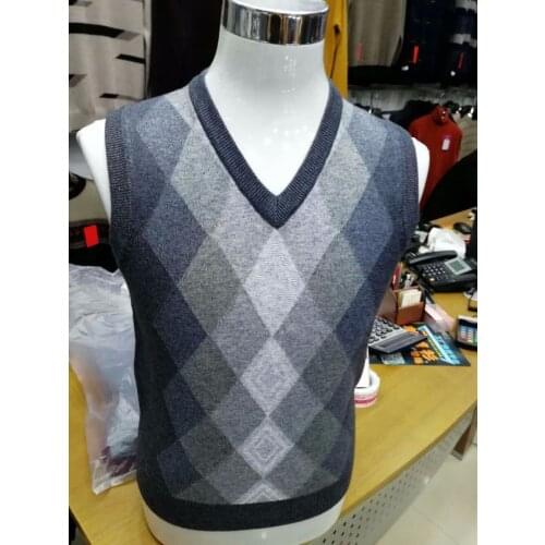 Autumn And Winter Wool Sleeveless Sweater Formal Argyle Male Fashion V-Neck Cashmere Knit Vest Pullovers