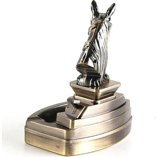 Fashion accessories new resin metal horse shape ashtray with butane gas lighter dual-use cigarette accessories