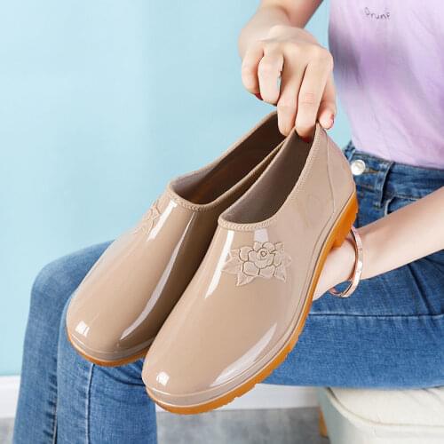 Rainshoes Waterproof Shoes Rain Boots Rubber Shoe Cover Fashion Rubber Boots Female Adult Kitchen Car Wash Non-Slip Short Tube