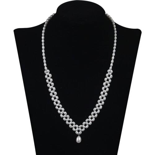 Freshwater pearl choker chain elegant