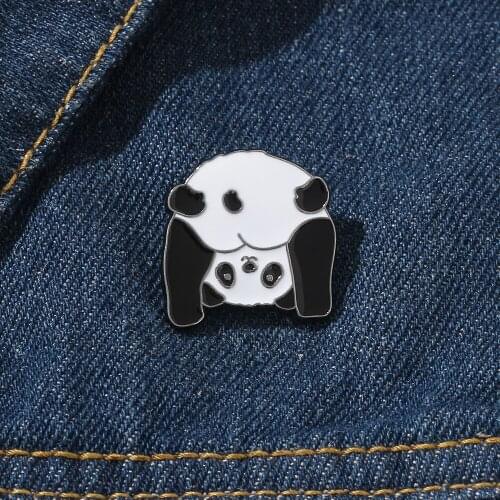 New Cute Panda Butt Metal Enamel Brooches Pin Clothes Backpag Lapel Pins Cartoon Badges Gift For Friends Kids Animal Jewelry