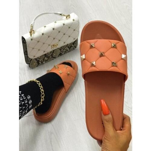 Comfortable Rivet Slippers Open Toe Solid Color Sandals Summer Fashion Womens Shoes Outdoor Leisure Plus Size