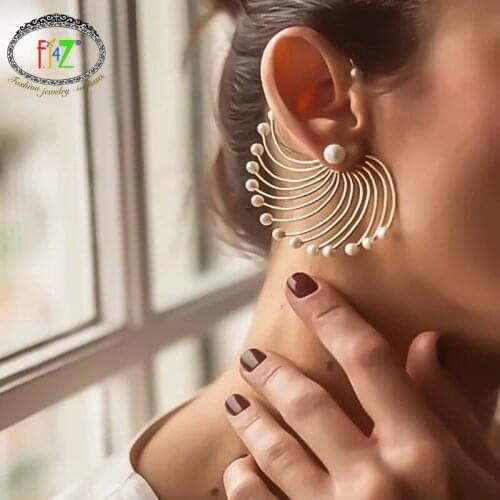 F.J4Z 2PCS Cuff Earrings New Gorgeous Hyperbole Pearls Stud Earrings Big Earrings for Party Hot Women Ear Cuffs Gift