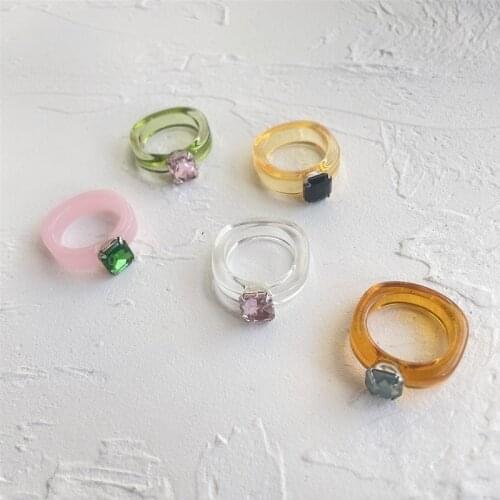 2021 New Transparent Acrylic Resin Rings Candy Color Rectangle Rhinestone Minimalist Geometric Finger Rings Women Girls Jewelry