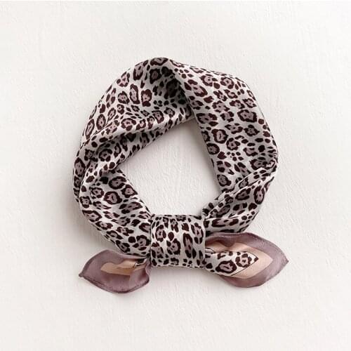 OMEA Small Square Leopard 100% Real Silk Scarf Heart Pattern Pure Silk Handkerchief Dot Hijab Horse Designer Scarves Silk Bonnet