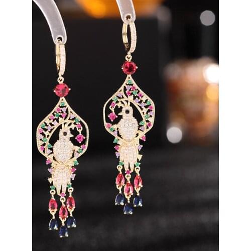 European And American Color Retro Gem Cute Bird Earrings Long Pendant Elegant And Sweet Hollow Banquet Ear Jewelry Female
