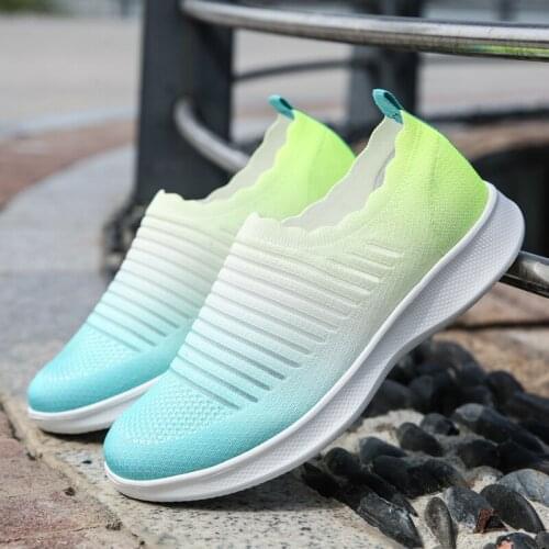 Tennis Shoes Round Toe Lace Up Running Sports Shoes Women Rubber Sole Flat Sneaker Rainbow Color Womens Sneakers Casual Slip-On