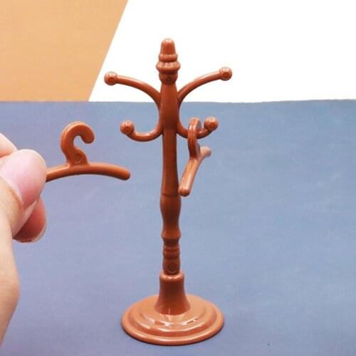 1Set Novelty Dollhouse Bedroom Dressing Table Set Comfortable Hand Feeling Dollhouse Makeup Desk Lightweight for Kids