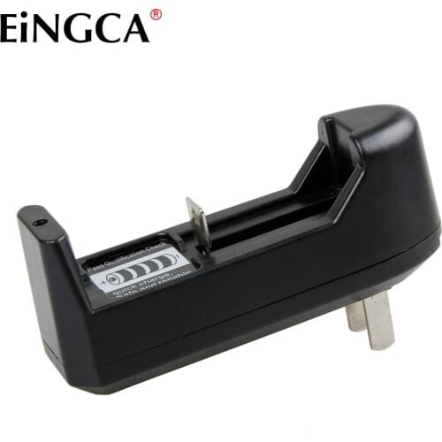 Mini Universal Flashlight Li-ion Battery Charger US Plug 18650 17670 14500 10440 16340 Battery Charger AC100-240V DC3.7V 500mA