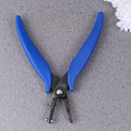1Pc Metal Hole Puncher Heavy Duty Belt Punching Drilling Pliers Portable Punching Forceps for Watch Band Tape (1.6mm, Random Col