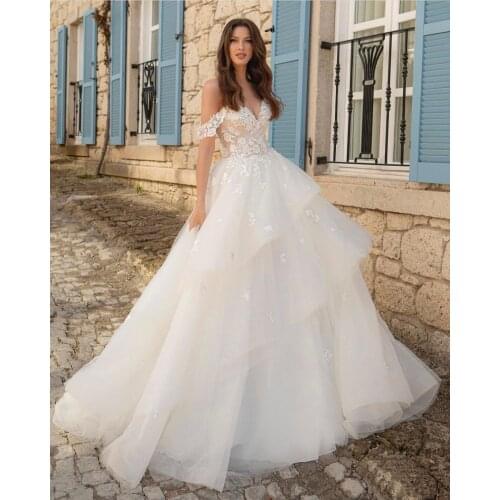 Luxury Wedding Dress Embroidered Lace Boat Neck Ball Gowns Sleevelesswith Appliques Sashes Vestido De Noiva Plus Size Button