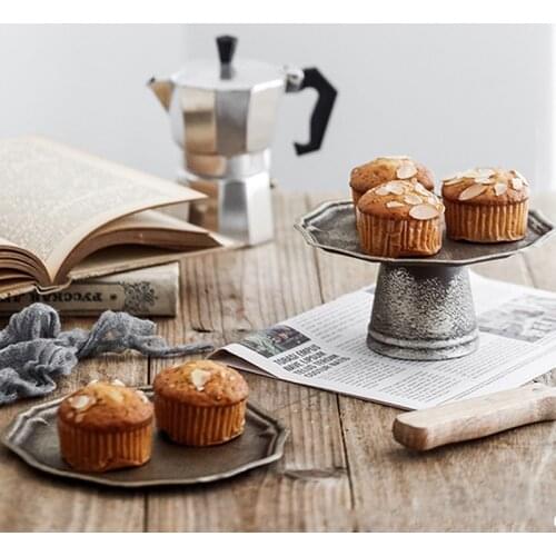 Antique Serving Tray Retro Iron Storage Plate High Stand Dessert Fruit Bread Cake Snack Plate Desktop Sundries Decoration