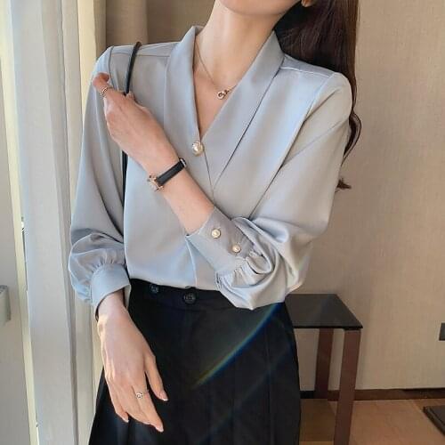 2021 Korean Spring Women Chiffon Shirts Woman Satin Blouse Long Sleeve Office Ladies Shirt V-neck Tops Plus Size Blusas Clothing