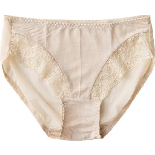 2018 Summer Natural Silk Female Seamless Sexy Underwear Cool Lace Breathable Middle Waist Underpant Ladies Raise Buttocks Briefs