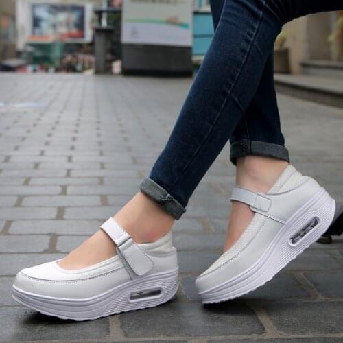 Women sneakers 2021 new fashion solid color breathable female platform shoes air cushion casual summer shoes plus size