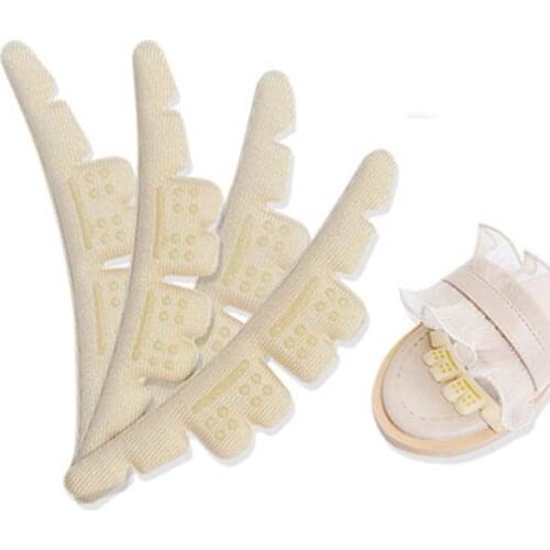 1 Pair Butterfly Design Heel Sticking Pad Foot Skin Protector Anti Abrasion Blister Portable Pedicure Foot Care Tool