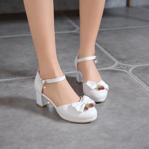 Bowknot Strawberry Applique Round Toe Mid-Heel Sweet Single Shoes PU Pink Metal Buckle Sweet Ladies High Heels Lovely
