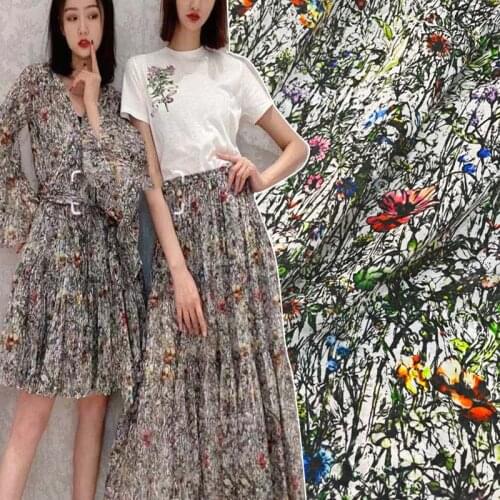 European brand new digital printing fabrics, grass flowers, sewing fabrics, factories and shops are not out of stock